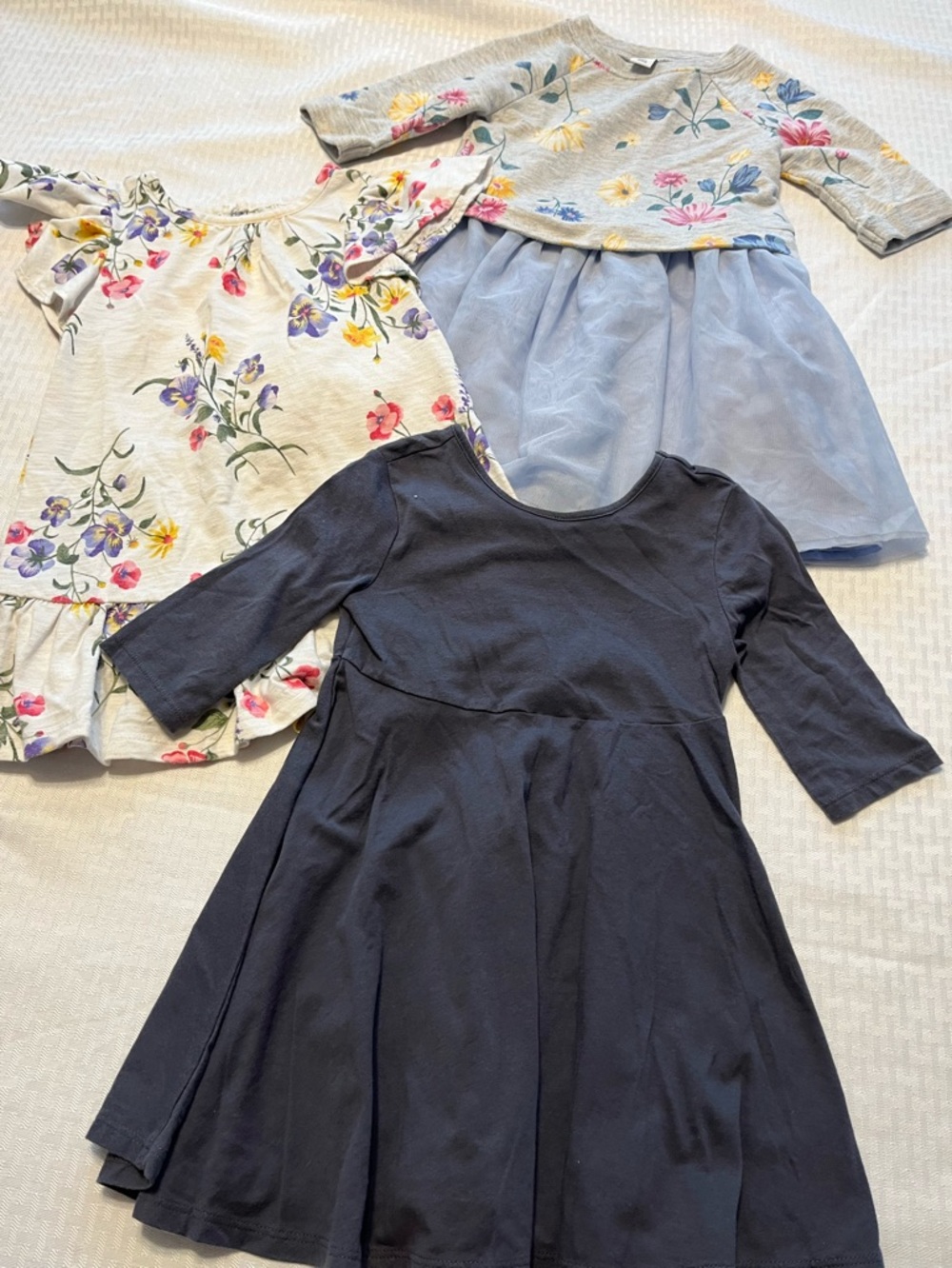Old Navy 3T dress bundle